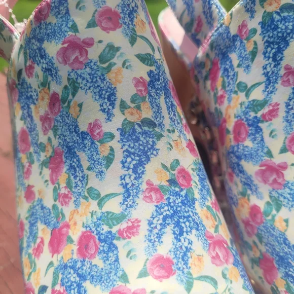 Sugar Thrillz "Cottage Calling" sz9 - Picture 7 of 7